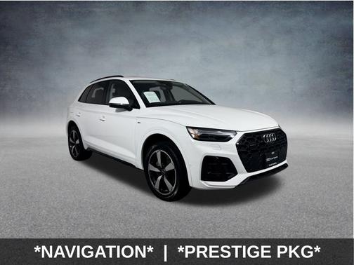 2023 Audi Q5 45 S line Prestige