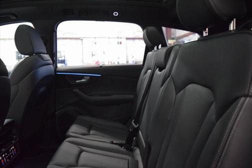 2025 Audi Q7 55 Prestige