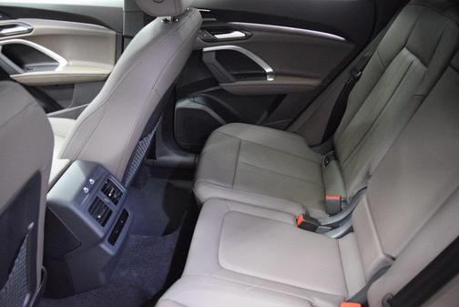 2025 Audi Q5 2.0T Premium Plus
