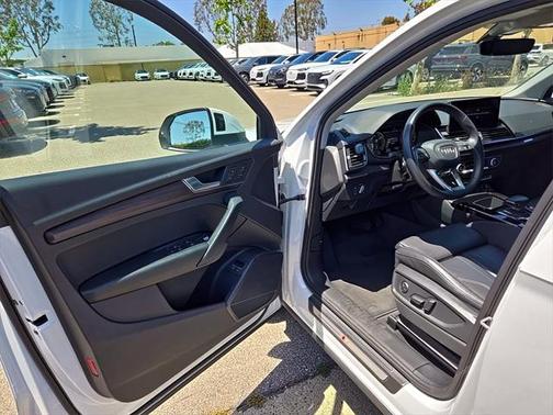 2023 Audi Q5 e 55 S line Premium Plus