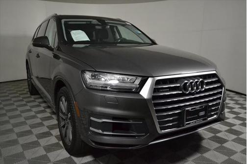 2019 Audi Q7 55 Premium Plus