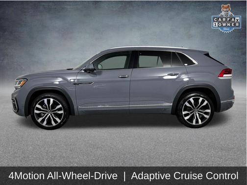Pure Gray 2022 Volkswagen Atlas Cross Sport 3.6L V6 SEL Premium R-Line