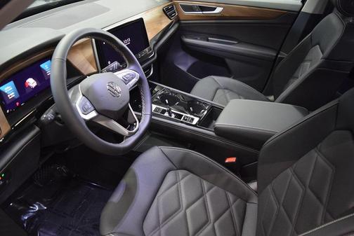 2026 Volkswagen Atlas 2.0T SE w/Technology 4MOTION