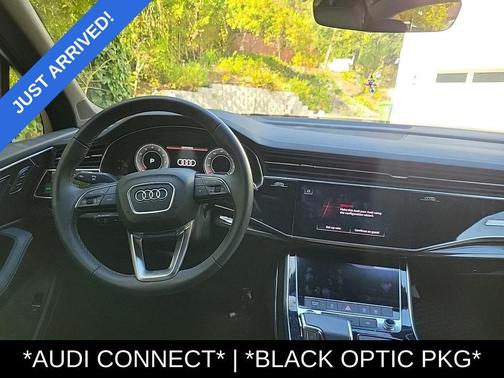 2025 Audi Q7 55 Premium Plus