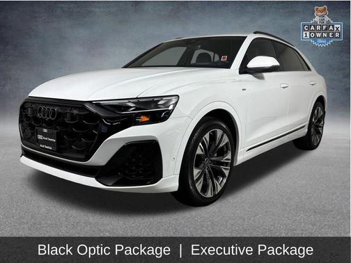 Glacier White Metallic 2025 Audi Q8 55 Prestige
