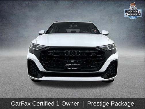 Glacier White Metallic 2025 Audi Q8 55 Prestige