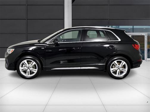 2024 Audi Q3 45 S line Premium Plus