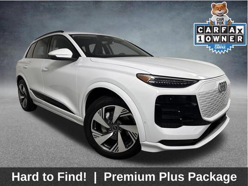 Glacier White Metallic 2025 Audi Q6 e-tron Premium Plus