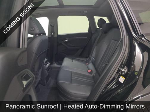 Mythos Black Metallic 2025 Audi Q6 e-tron Premium