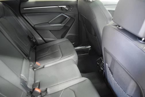 2025 Audi Q3 Premium