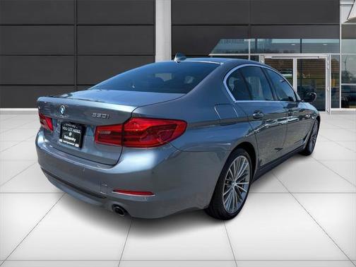 2020 BMW 530 i xDrive