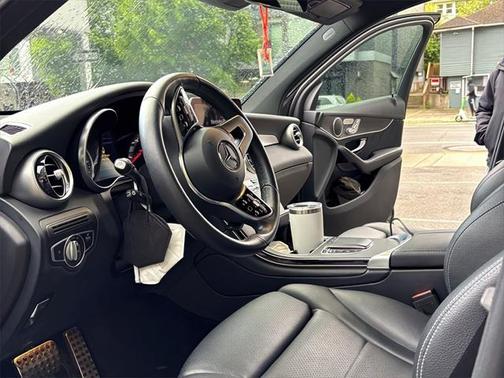 2022 Mercedes-Benz GLC 300 4MATIC