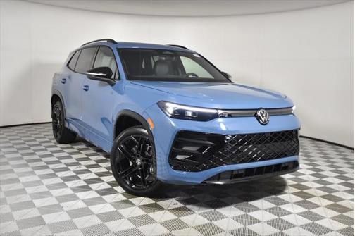 2025 Volkswagen Tiguan 2.0T SE R-Line Black 4MOTION