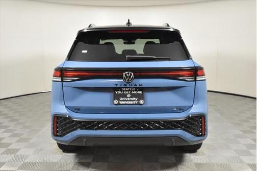 2025 Volkswagen Tiguan 2.0T SE R-Line Black 4MOTION