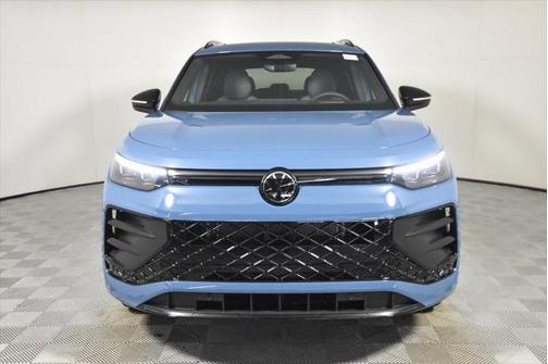 2025 Volkswagen Tiguan 2.0T SE R-Line Black 4MOTION