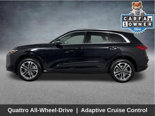 Mythos Black Metallic 2025 Audi Q5 2.0T Premium