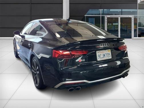 2022 Audi S5 Premium