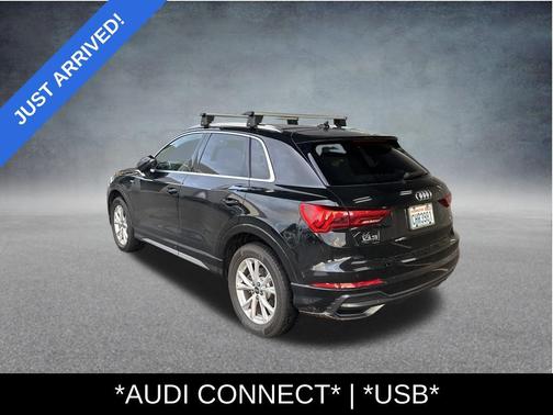 2022 Audi Q3 45 S line Premium