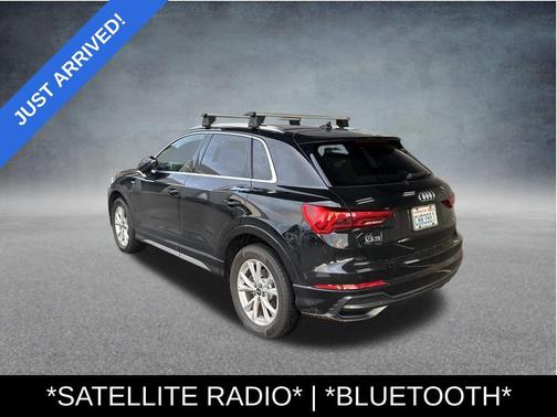 2022 Audi Q3 45 S line Premium