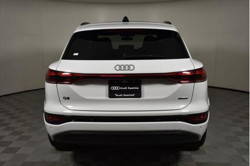 2025 Audi Q6 e-tron Premium