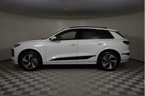 2025 Audi Q6 e-tron Premium