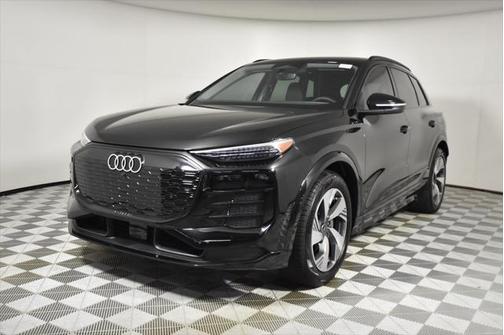 2025 Audi Q6 e-tron Premium