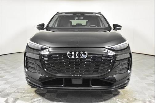 2025 Audi Q6 e-tron Premium