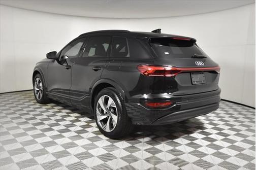 2025 Audi Q6 e-tron Premium