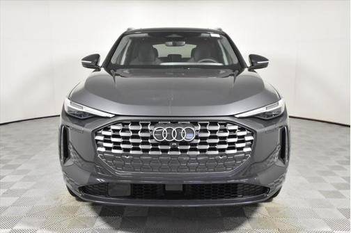 2025 Audi Q5 2.0T Premium Plus