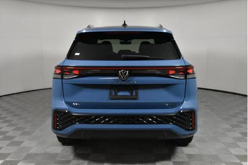 2025 Volkswagen Tiguan 2.0T SEL R-Line 4MOTION