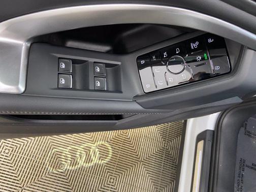 Glacier White 2026 Audi Q5 2.0T Premium Plus