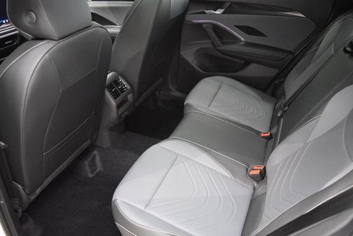 2025 Volkswagen Tiguan 2.0T SE R-Line Black 4MOTION