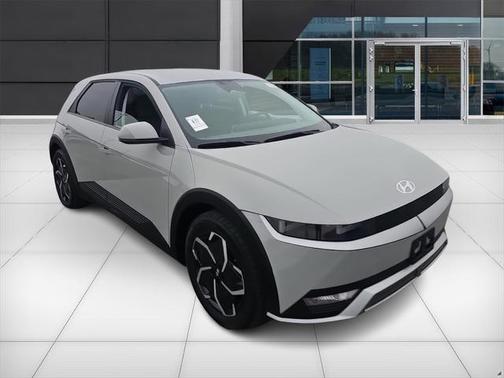 2024 Hyundai IONIQ 5 SE