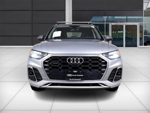 2023 Audi Q5 45 S line Premium Plus