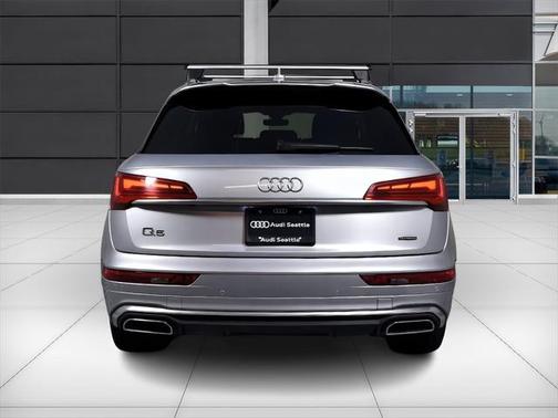2023 Audi Q5 45 S line Premium Plus