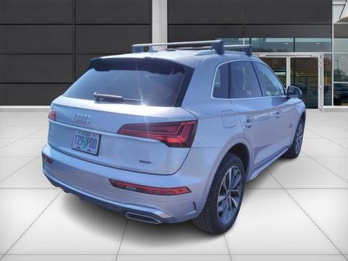 2023 Audi Q5 45 S line Premium Plus