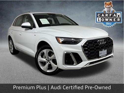 Glacier White Metallic 2025 Audi Q5 45 S line Premium Plus