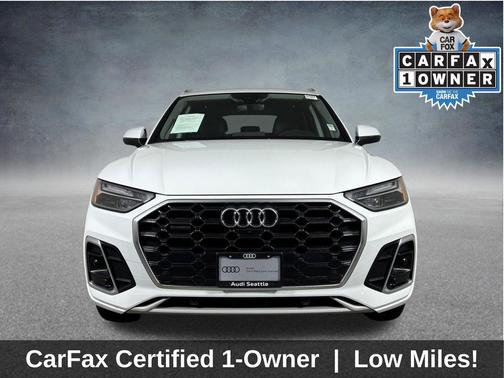 Glacier White Metallic 2025 Audi Q5 45 S line Premium Plus