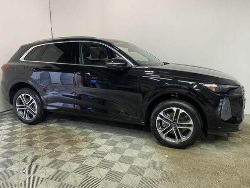 2025 Audi Q5 2.0T Premium Plus