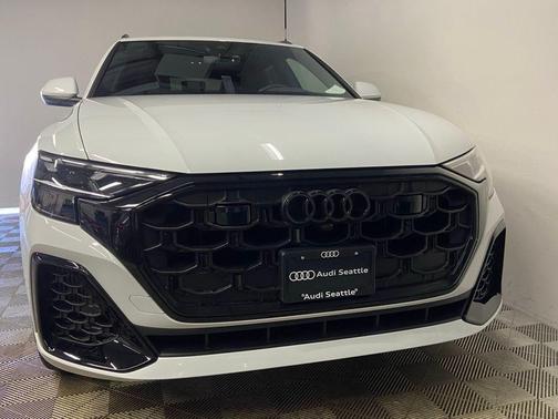Glacier White 2026 Audi Q8 55 Premium Plus