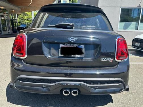 2022 MINI Hardtop Signature