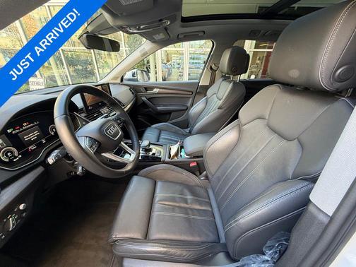 2022 Audi Q5 e 55 S line Prestige