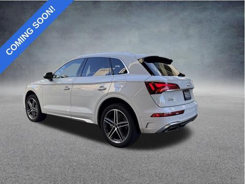 2022 Audi Q5 e 55 S line Prestige