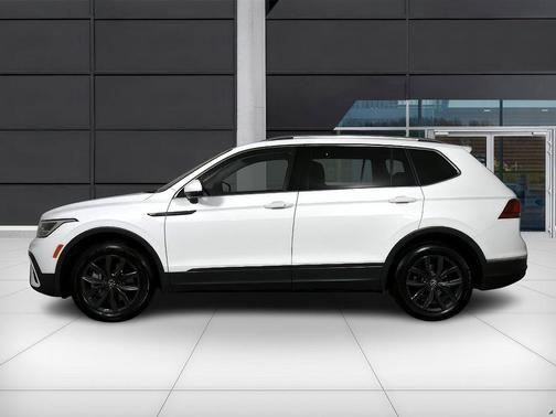 2024 Volkswagen Tiguan 2.0T SE 4MOTION