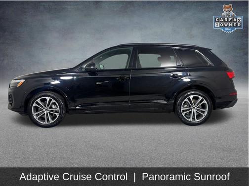 Mythos Black Metallic 2025 Audi Q7 45 Premium