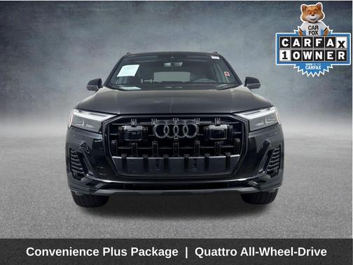 Mythos Black Metallic 2025 Audi Q7 45 Premium