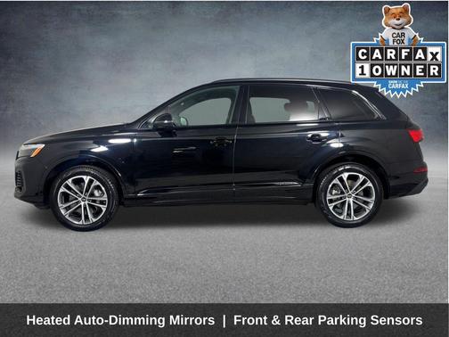 Mythos Black Metallic 2025 Audi Q7 45 Premium
