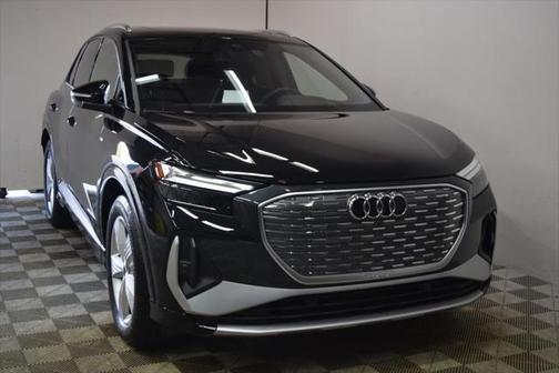 2025 Audi Q4 e-tron Premium