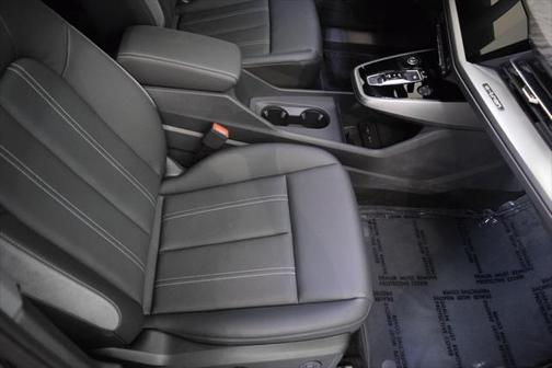 2025 Audi Q4 e-tron Premium