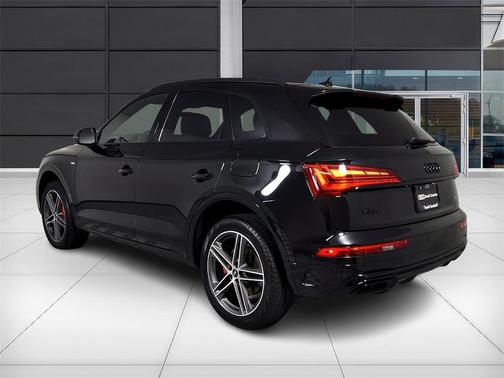 2024 Audi Q5 e 55 S line Prestige